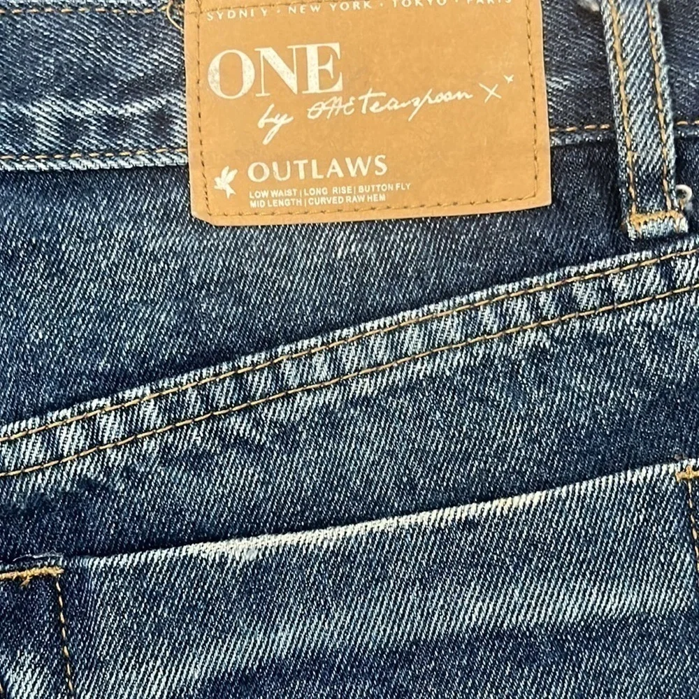 ONE Teaspoon x Free‎ People Outlaw Distress Long Rise Denim Shorts size 2